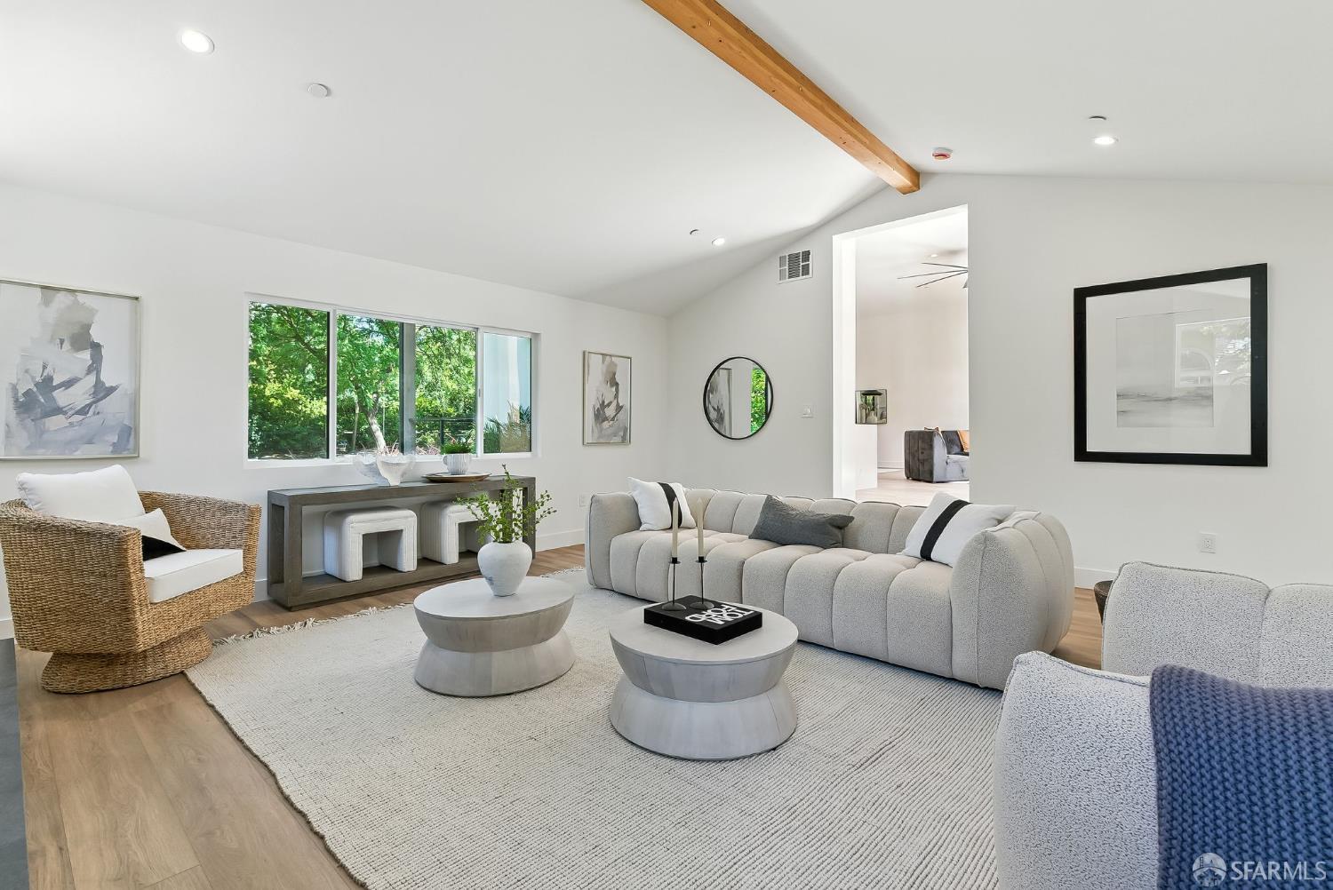 Detail Gallery Image 11 of 43 For 2559 Romley Ln, Alamo,  CA 94507 - 4 Beds | 3/2 Baths