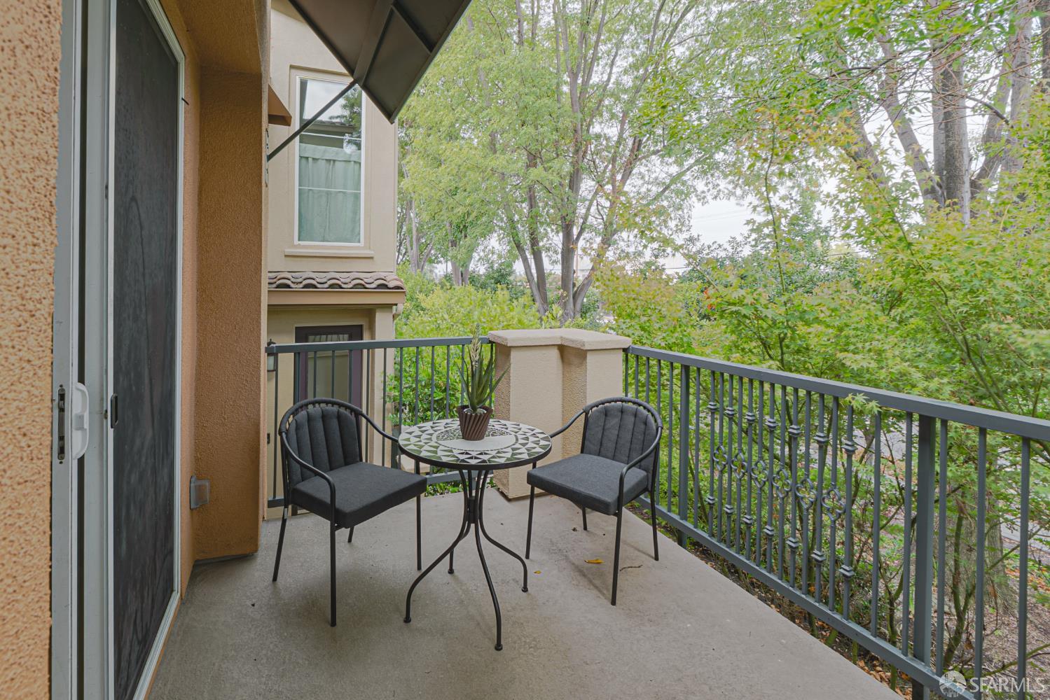 Detail Gallery Image 10 of 31 For 962 E Duane Ave, Sunnyvale,  CA 94085 - 4 Beds | 3/1 Baths