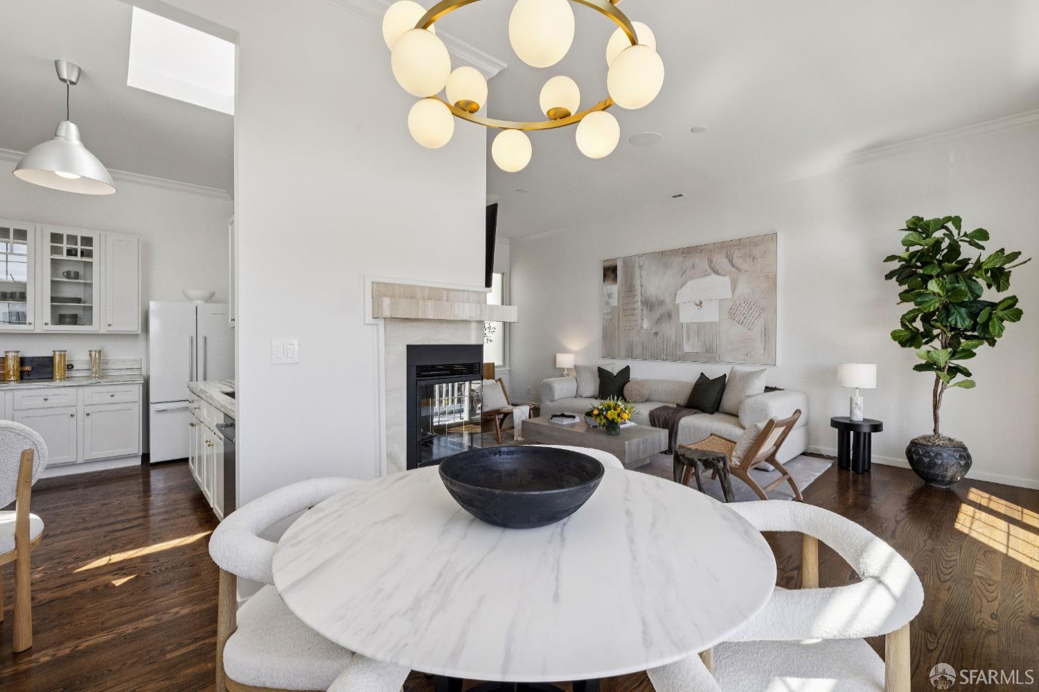Photo #11: 425060733 Listing: Photo #11