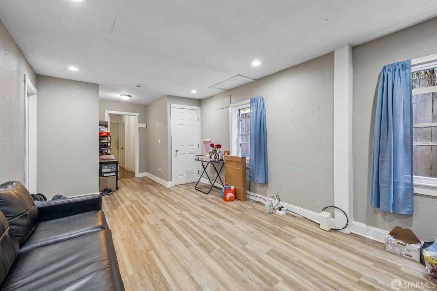 Detail Gallery Image 48 of 64 For 1789 Mckinnon Ave, San Francisco,  CA 94124 - – Beds | – Baths