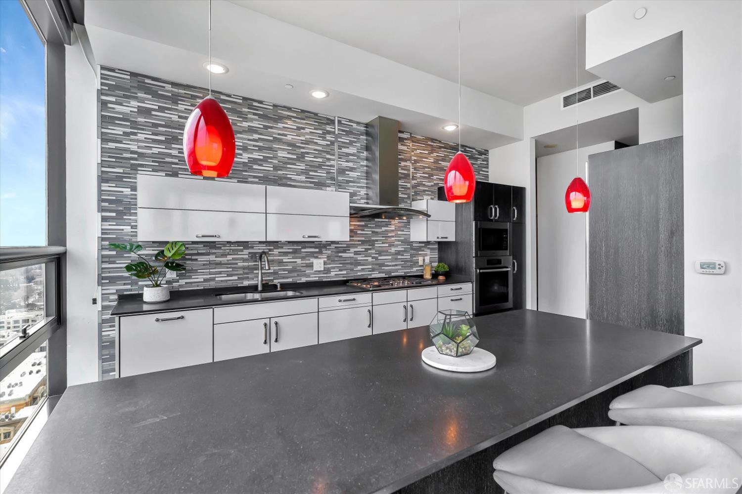 Detail Gallery Image 18 of 65 For 88 E San Fernando St #2103,  San Jose,  CA 95113 - 2 Beds | 2/1 Baths