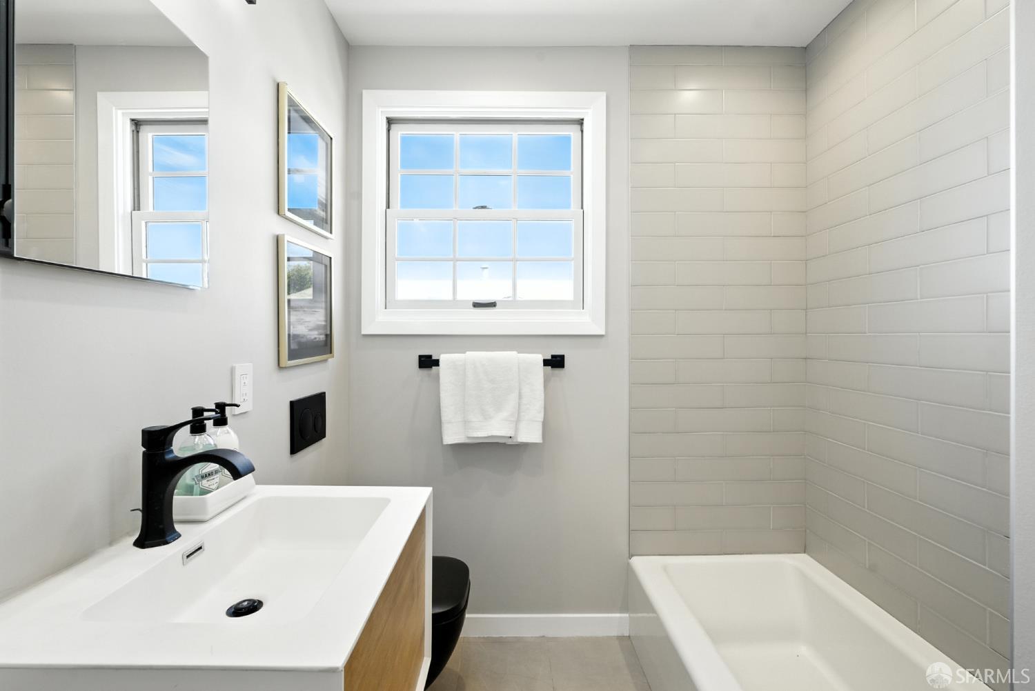 Detail Gallery Image 31 of 66 For 247 Rainier Ave, South San Francisco,  CA 94080 - 3 Beds | 3 Baths