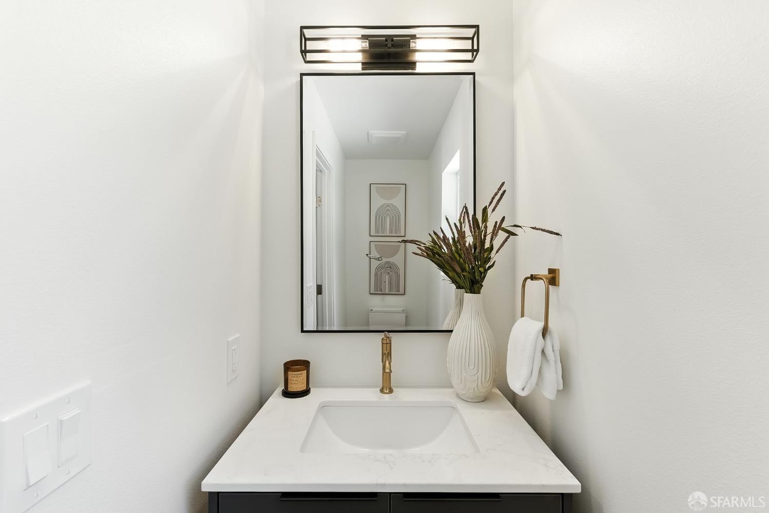 Detail Gallery Image 12 of 43 For 2559 Romley Ln, Alamo,  CA 94507 - 4 Beds | 3/2 Baths