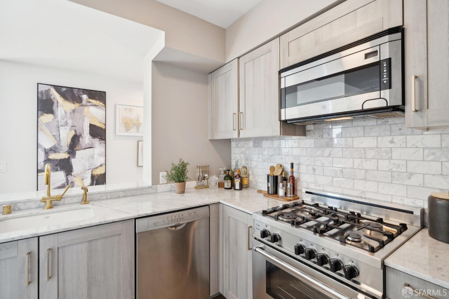 Detail Gallery Image 13 of 41 For 401 Harrison St 13h,  San Francisco,  CA 94105 - 1 Beds | 1 Baths