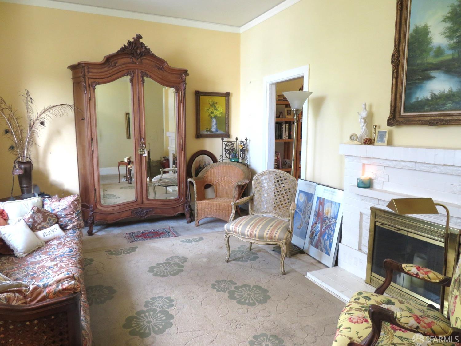 Photo #9: 425043608 Listing: Photo #9