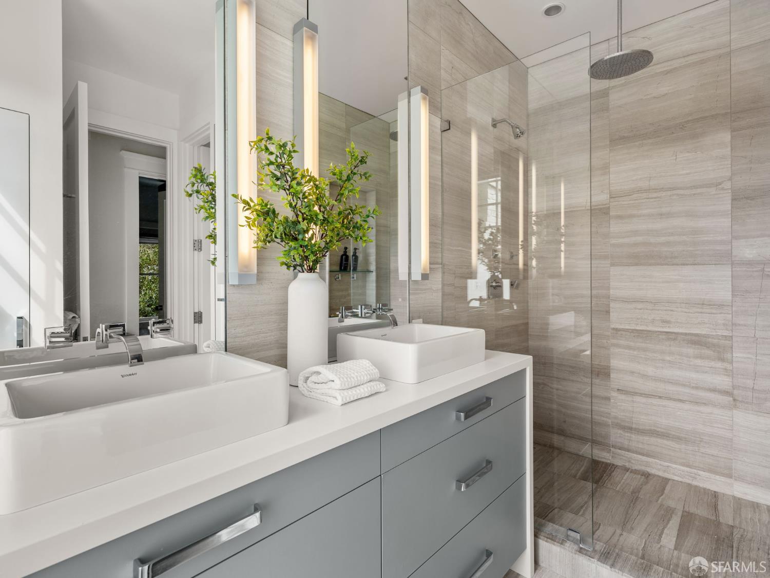 Detail Gallery Image 20 of 42 For 315 Laurel St, San Francisco,  CA 94118 - 6 Beds | 5/1 Baths