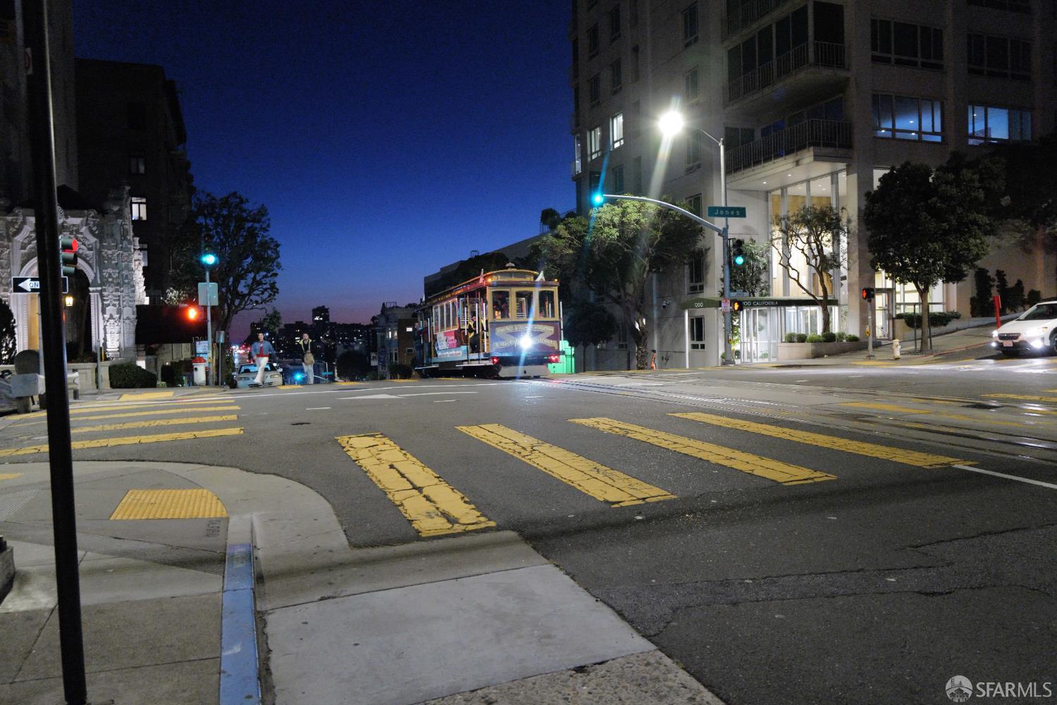 Photo #37: 425055529 Listing: Photo #37