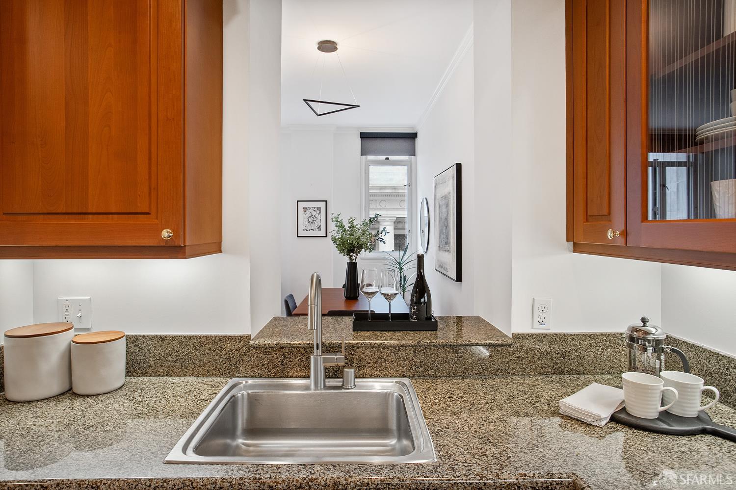 Photo #15: 425069983 Listing: Photo #15