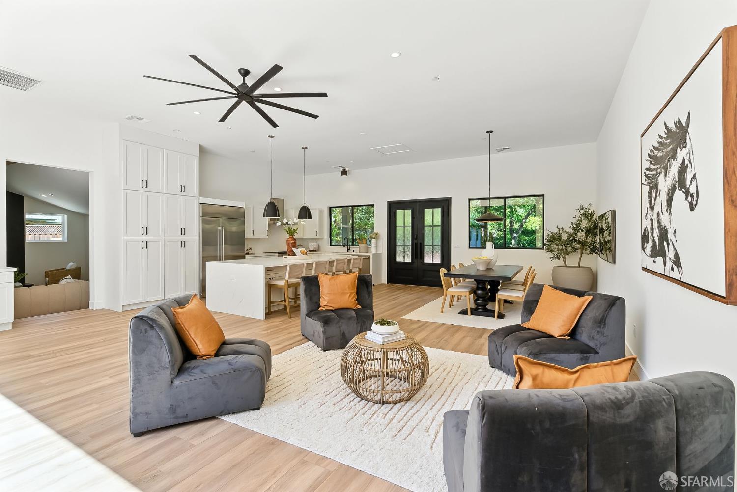 Detail Gallery Image 9 of 43 For 2559 Romley Ln, Alamo,  CA 94507 - 4 Beds | 3/2 Baths