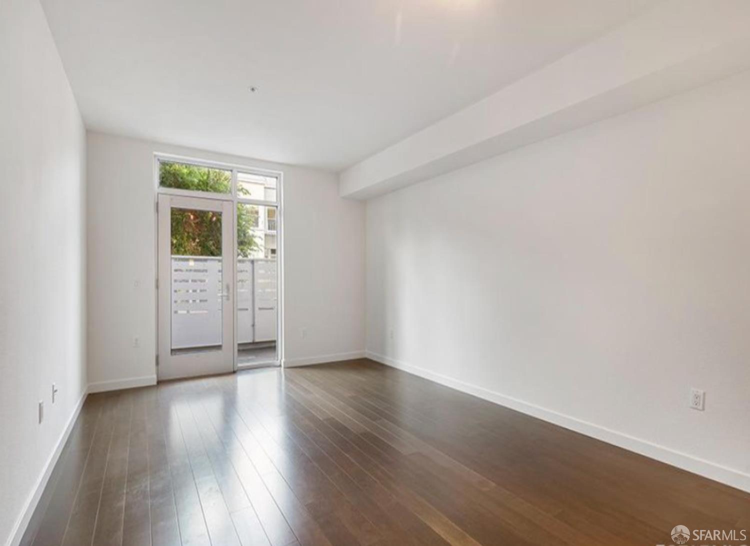 Photo #9: 425070113 Listing: Photo #9