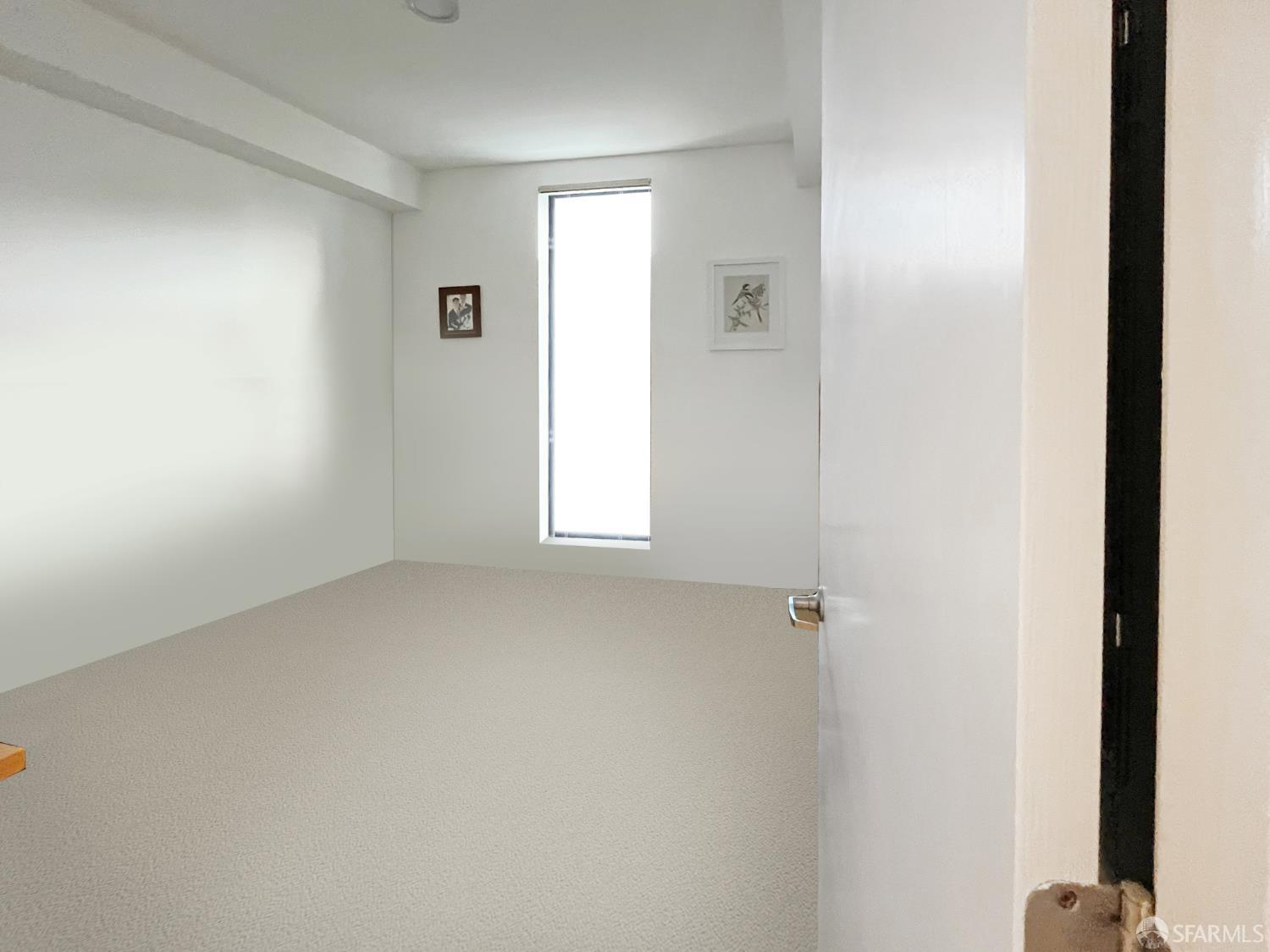 Photo #4: 425066650 Listing 