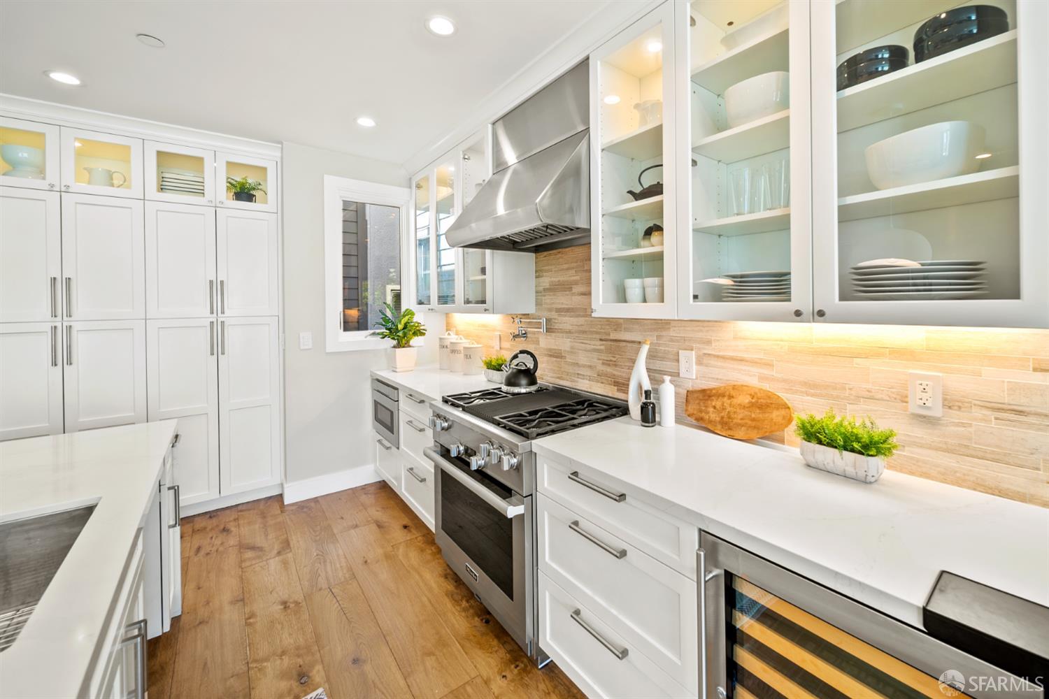 Detail Gallery Image 18 of 52 For 238 Parker Ave, San Francisco,  CA 94118 - 3 Beds | 3/1 Baths