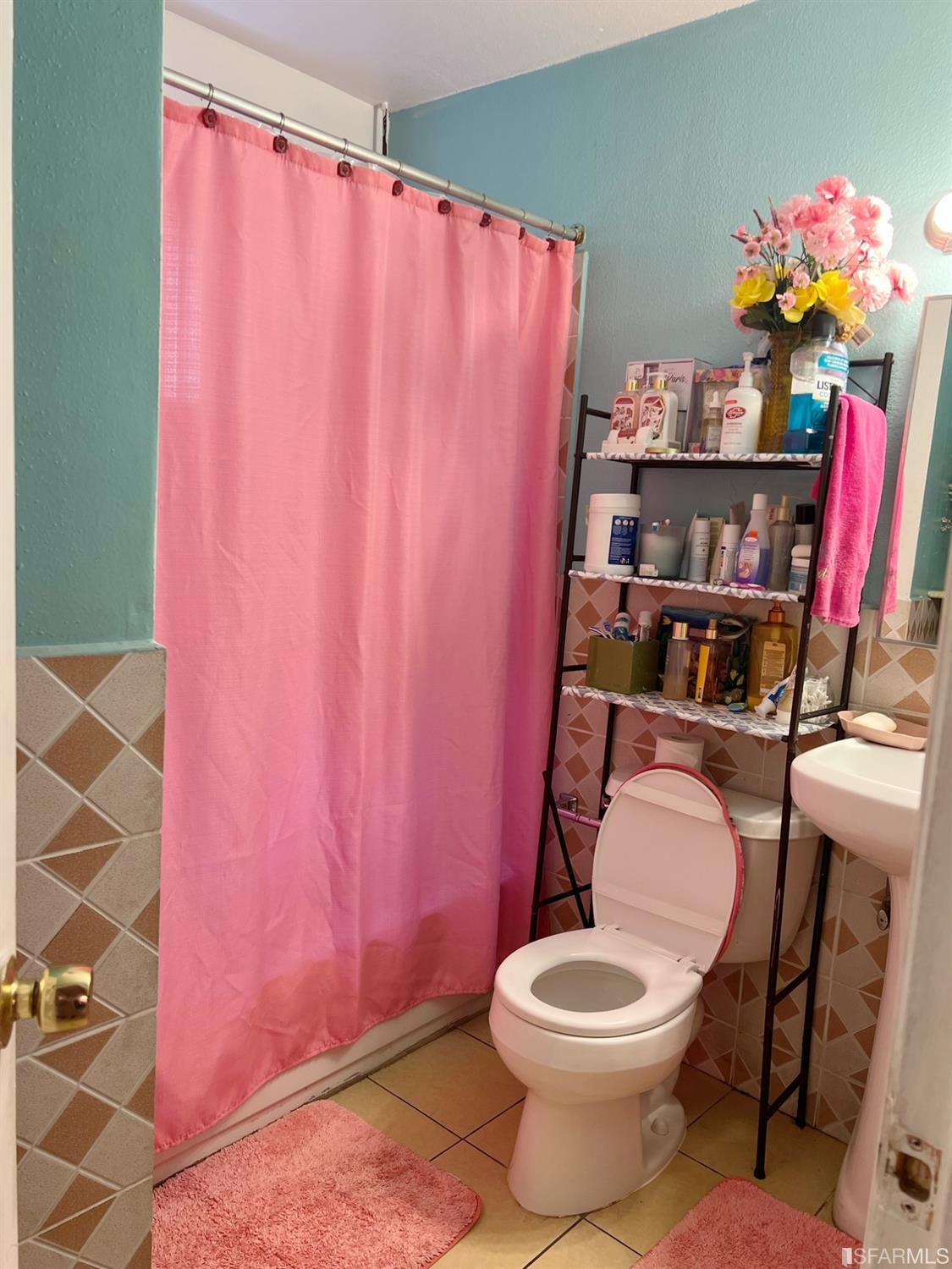 Detail Gallery Image 15 of 24 For 4709 Foothill Blvd, Oakland,  CA 94601 - – Beds | – Baths