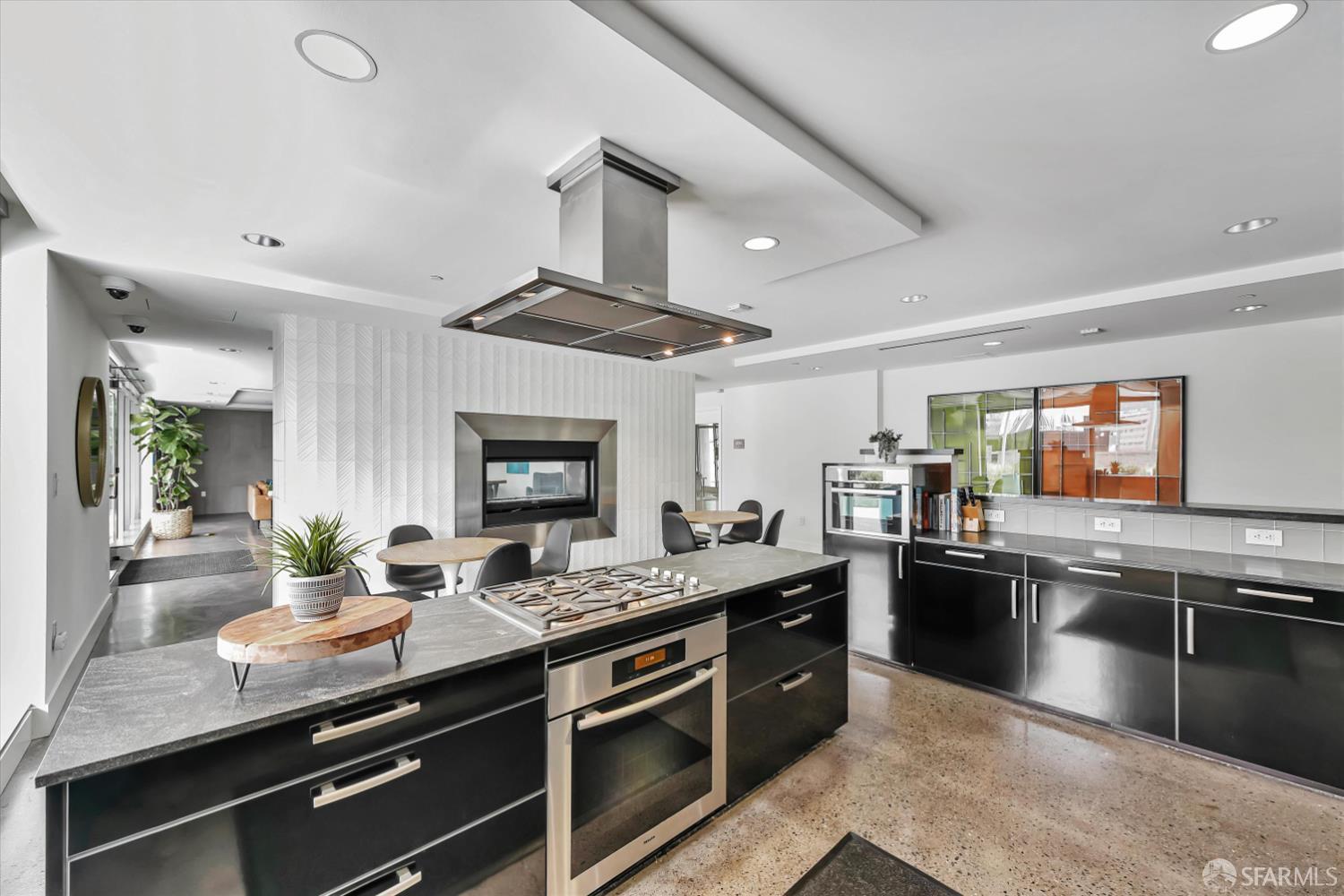 Detail Gallery Image 57 of 65 For 88 E San Fernando St #2103,  San Jose,  CA 95113 - 2 Beds | 2/1 Baths