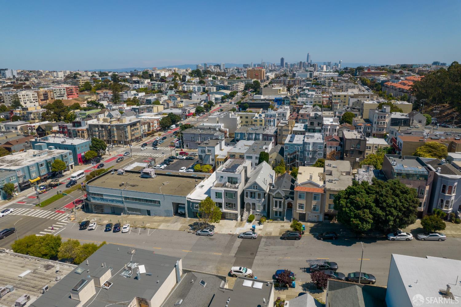 Detail Gallery Image 4 of 52 For 238 Parker Ave, San Francisco,  CA 94118 - 3 Beds | 3/1 Baths