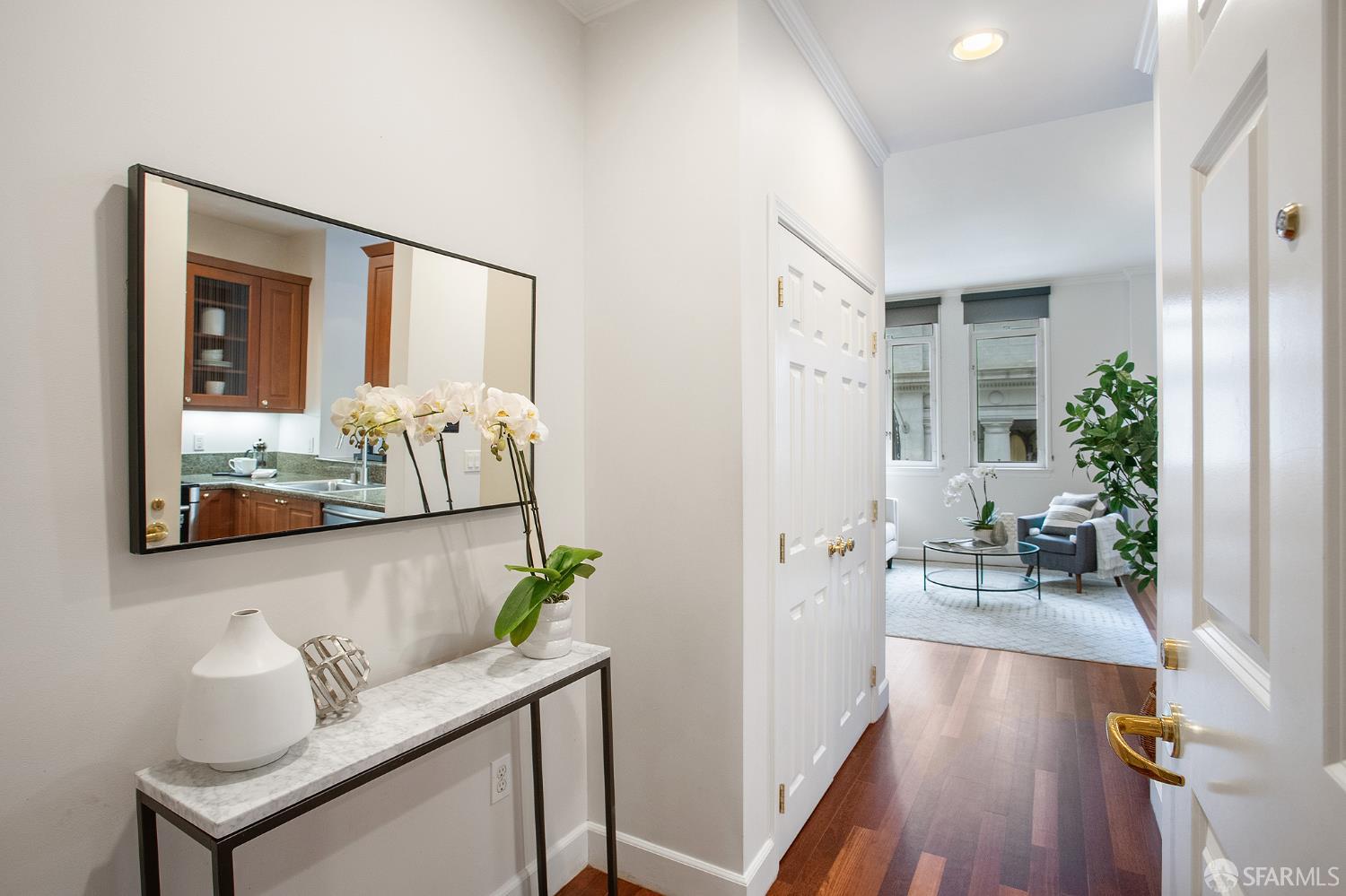 Photo #10: 425069983 Listing: Photo #10