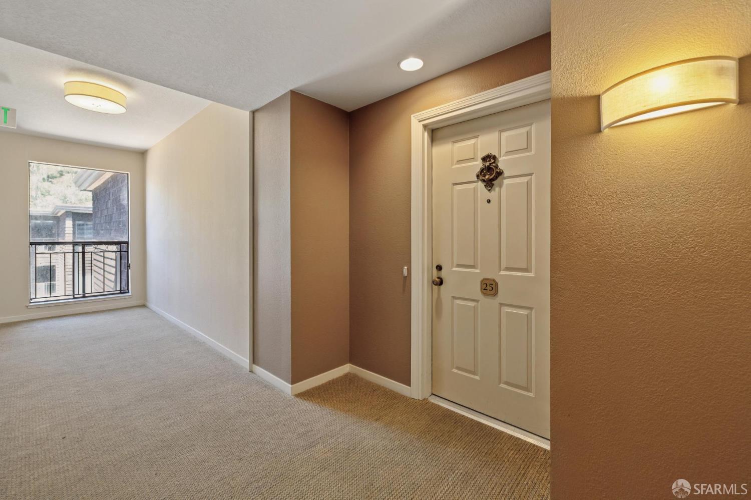Photo #3: 425069917 Listing 