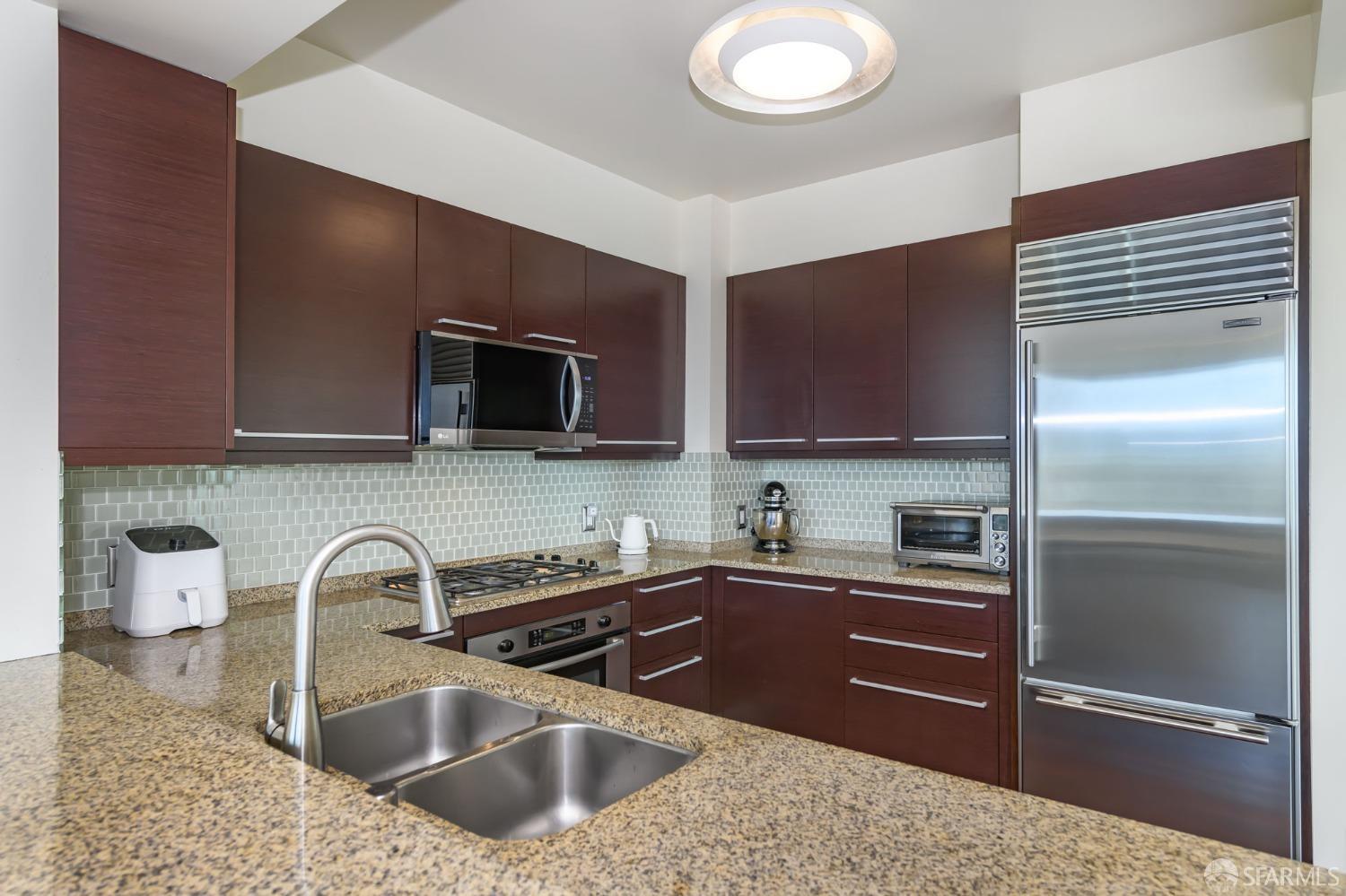 Photo #14: 425070133 Listing: Photo #14