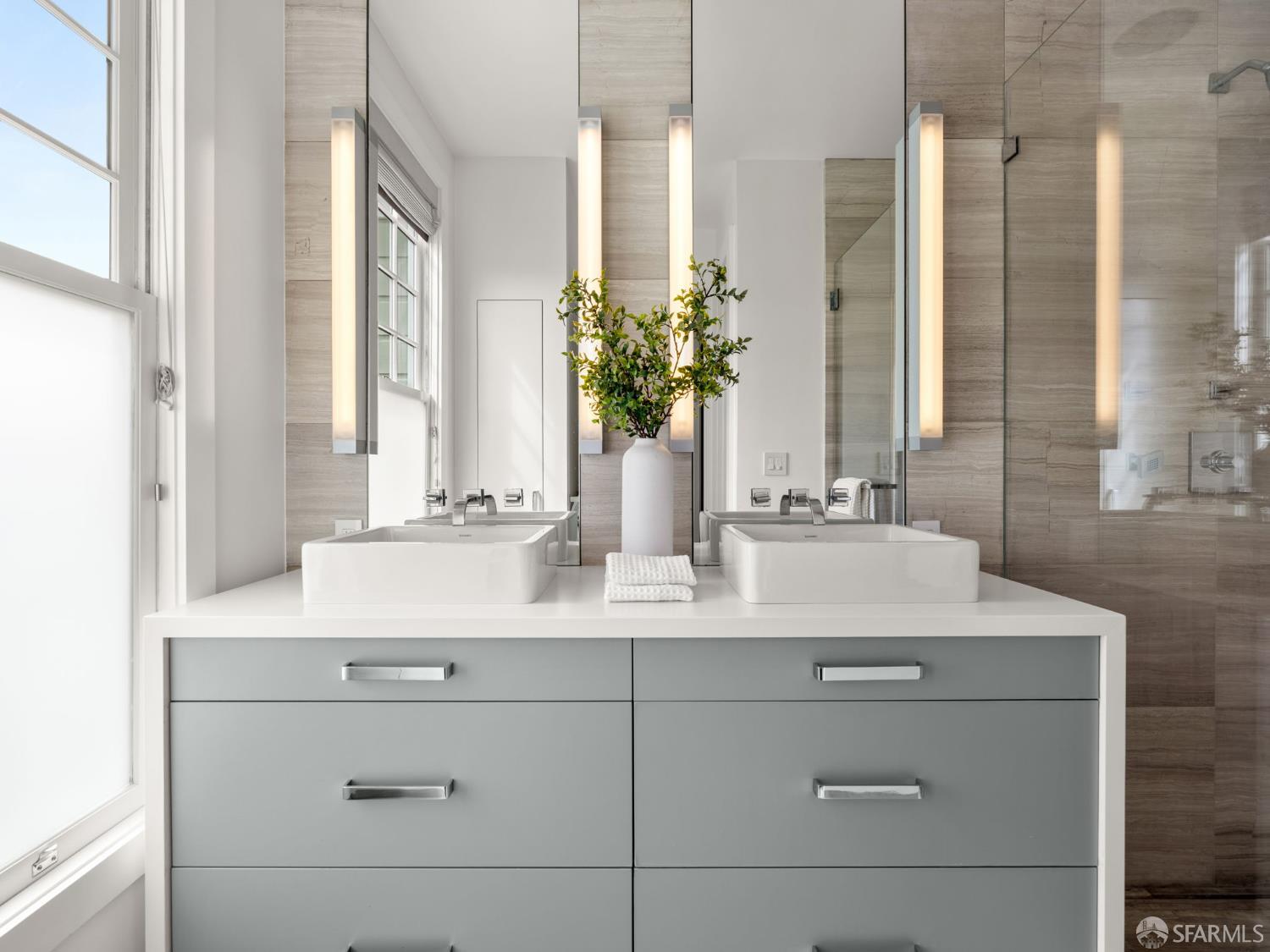 Detail Gallery Image 19 of 42 For 315 Laurel St, San Francisco,  CA 94118 - 6 Beds | 5/1 Baths