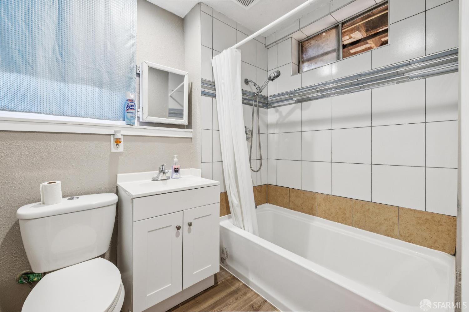 Detail Gallery Image 55 of 64 For 1789 Mckinnon Ave, San Francisco,  CA 94124 - – Beds | – Baths