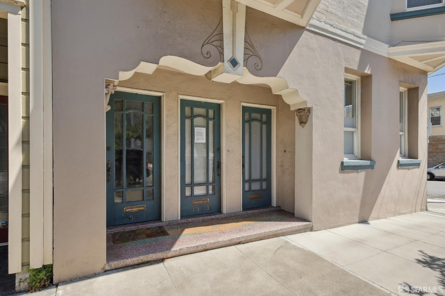 Detail Gallery Image 4 of 52 For 1541 Sanchez St, San Francisco,  CA 94131 - – Beds | – Baths