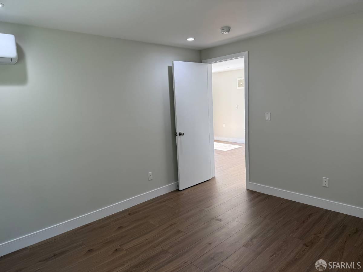 Detail Gallery Image 2 of 7 For 257 Saint Francis Blvd, Daly City,  CA 94015 - 2 Beds | 1 Baths