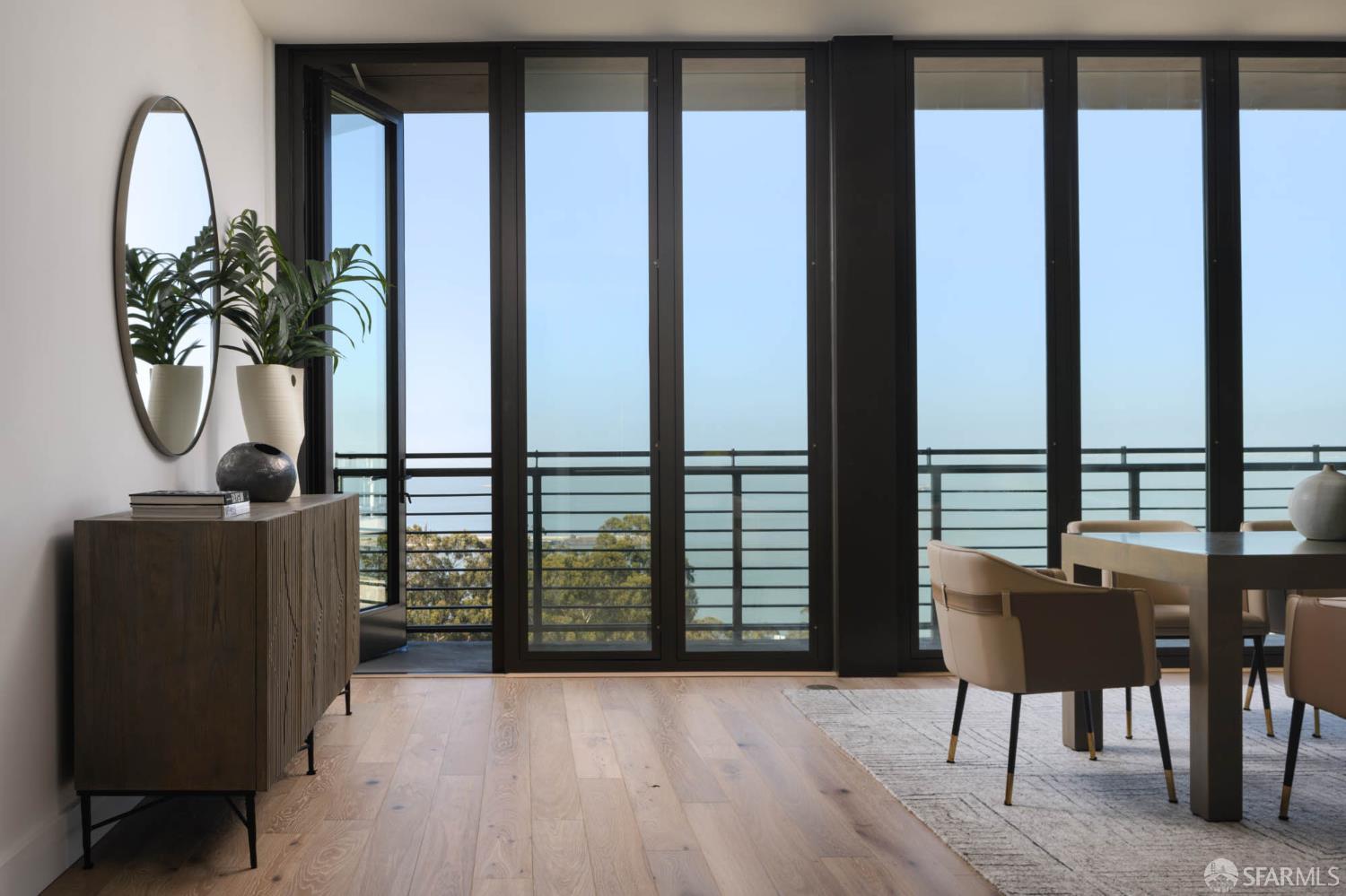 Detail Gallery Image 8 of 50 For 1 Bristol Ct #218,  San Francisco,  CA 94130 - 3 Beds | 3/1 Baths