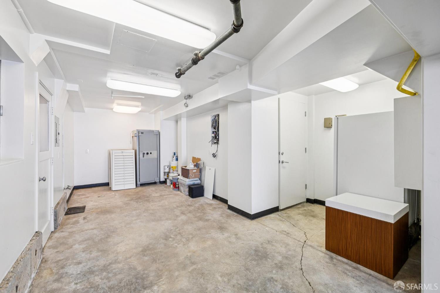 Detail Gallery Image 69 of 70 For 28 Flint St, San Francisco,  CA 94114 - – Beds | – Baths
