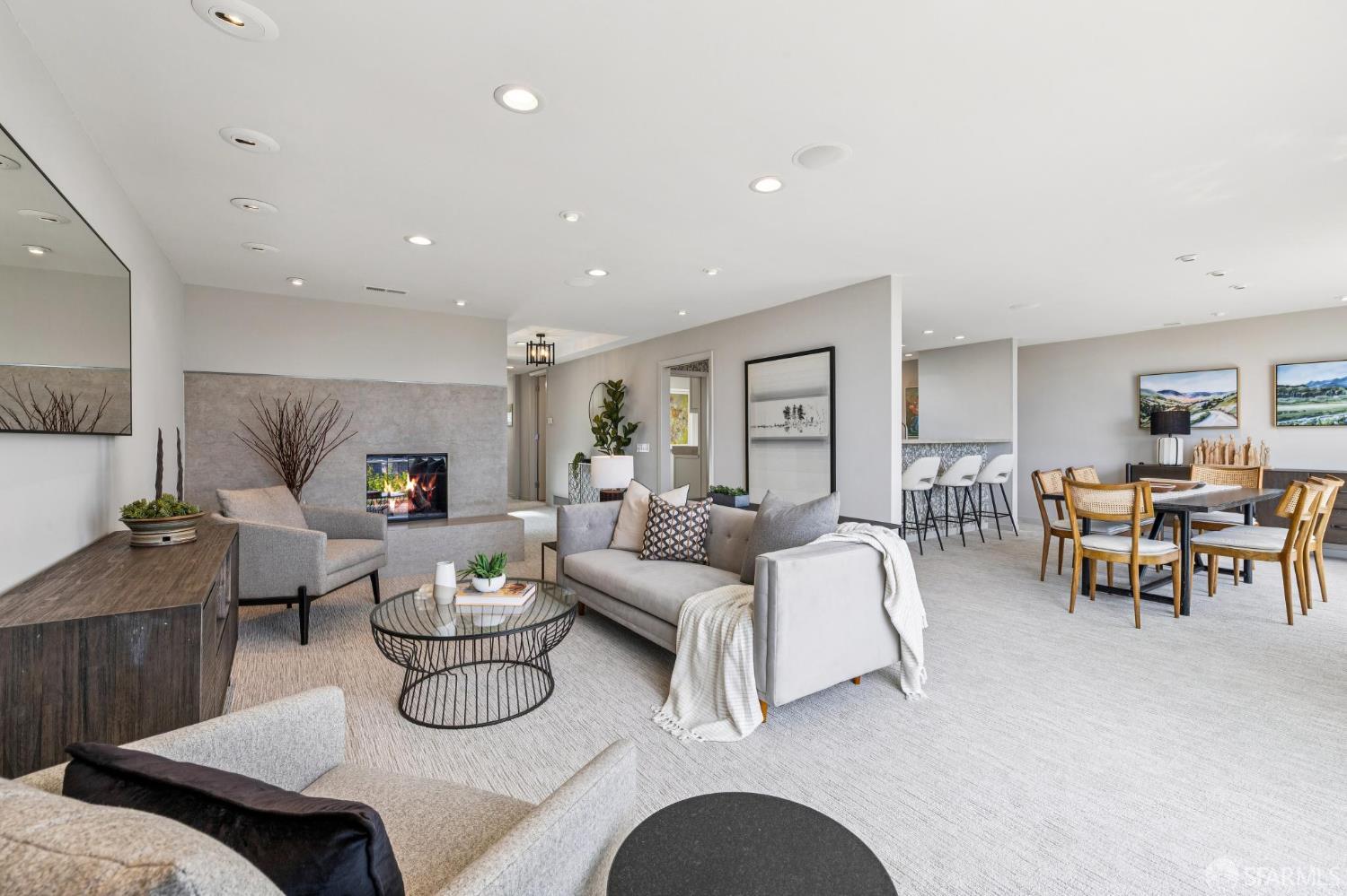Detail Gallery Image 5 of 70 For 28 Flint St, San Francisco,  CA 94114 - – Beds | – Baths