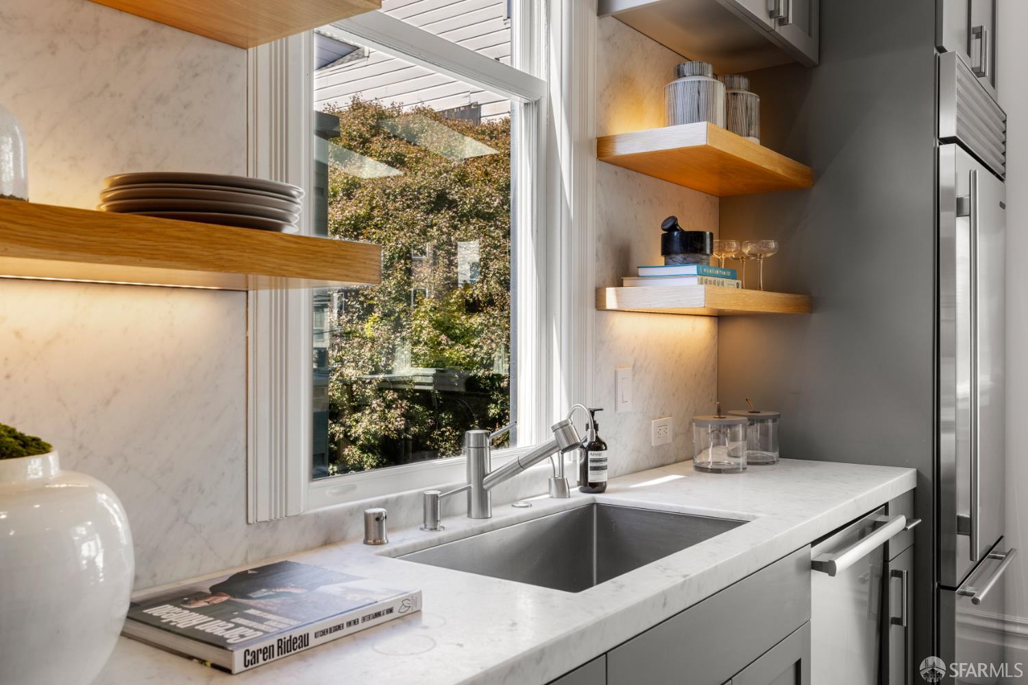 Detail Gallery Image 7 of 39 For 2978 Pine St, San Francisco,  CA 94115 - 3 Beds | 2 Baths
