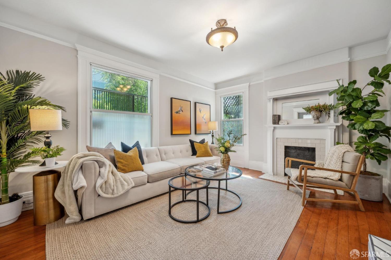 MLS: 425070288 Condo For Sale