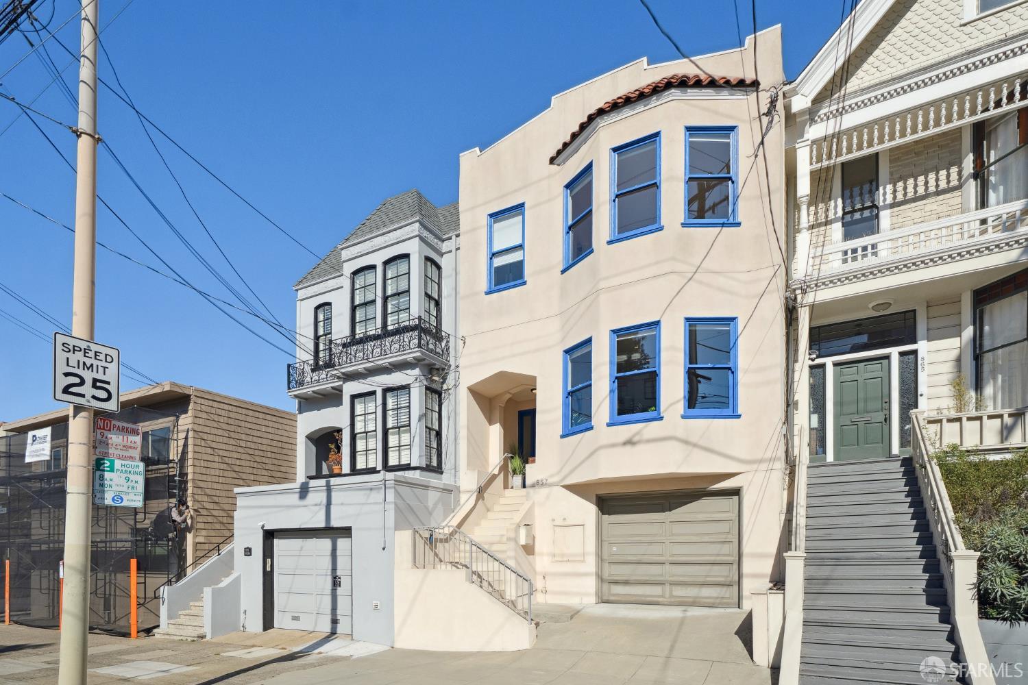 Detail Gallery Image 40 of 43 For 857 Castro St, San Francisco,  CA 94114 - 4 Beds | 3 Baths