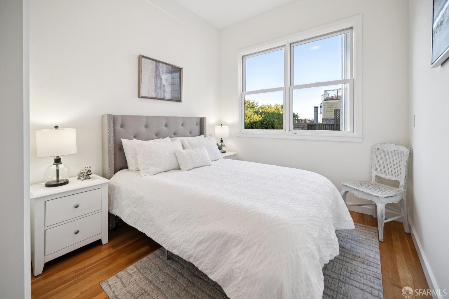 Detail Gallery Image 35 of 43 For 857 Castro St, San Francisco,  CA 94114 - 4 Beds | 3 Baths