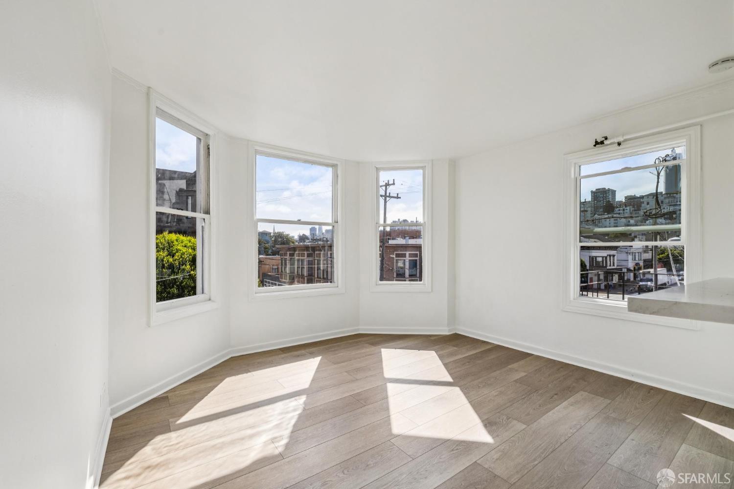 Detail Gallery Image 8 of 24 For 3235 Fillmore St #4,  San Francisco,  CA 94123 - 1 Beds | 1 Baths