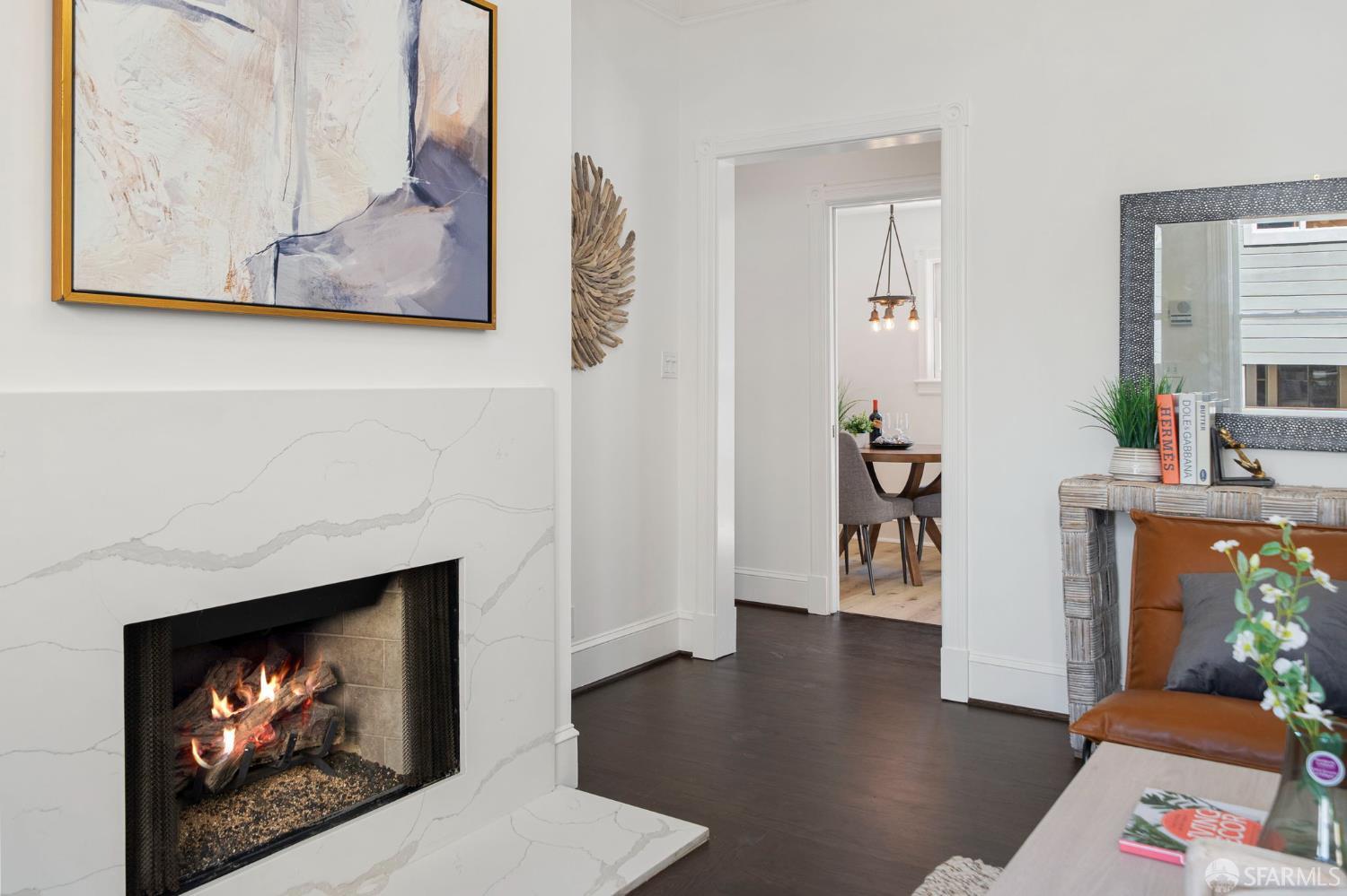 Photo #6: 425049873 Listing 