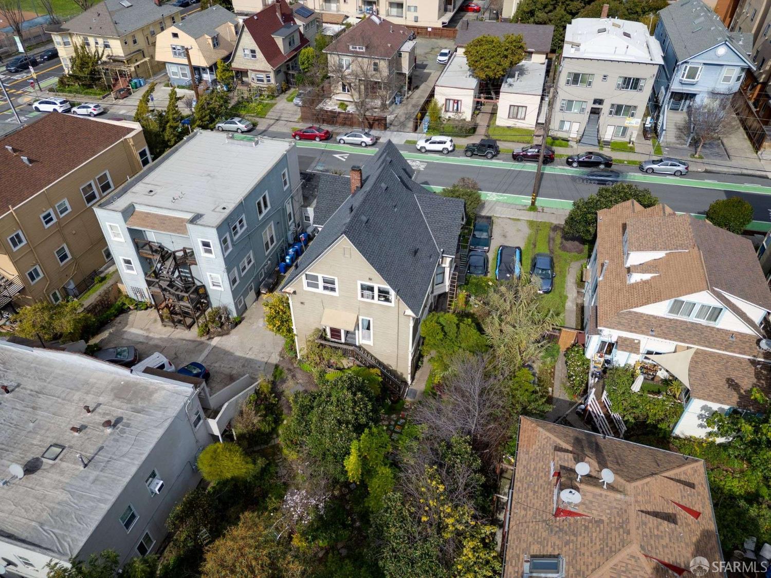 Detail Gallery Image 14 of 20 For 2014 Channing Way, Berkeley,  CA 94704 - – Beds | – Baths