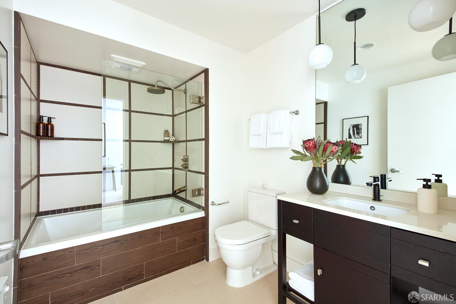 Detail Gallery Image 12 of 15 For 411 Francisco St 105f,  San Francisco,  CA 94133 - 2 Beds | 2 Baths