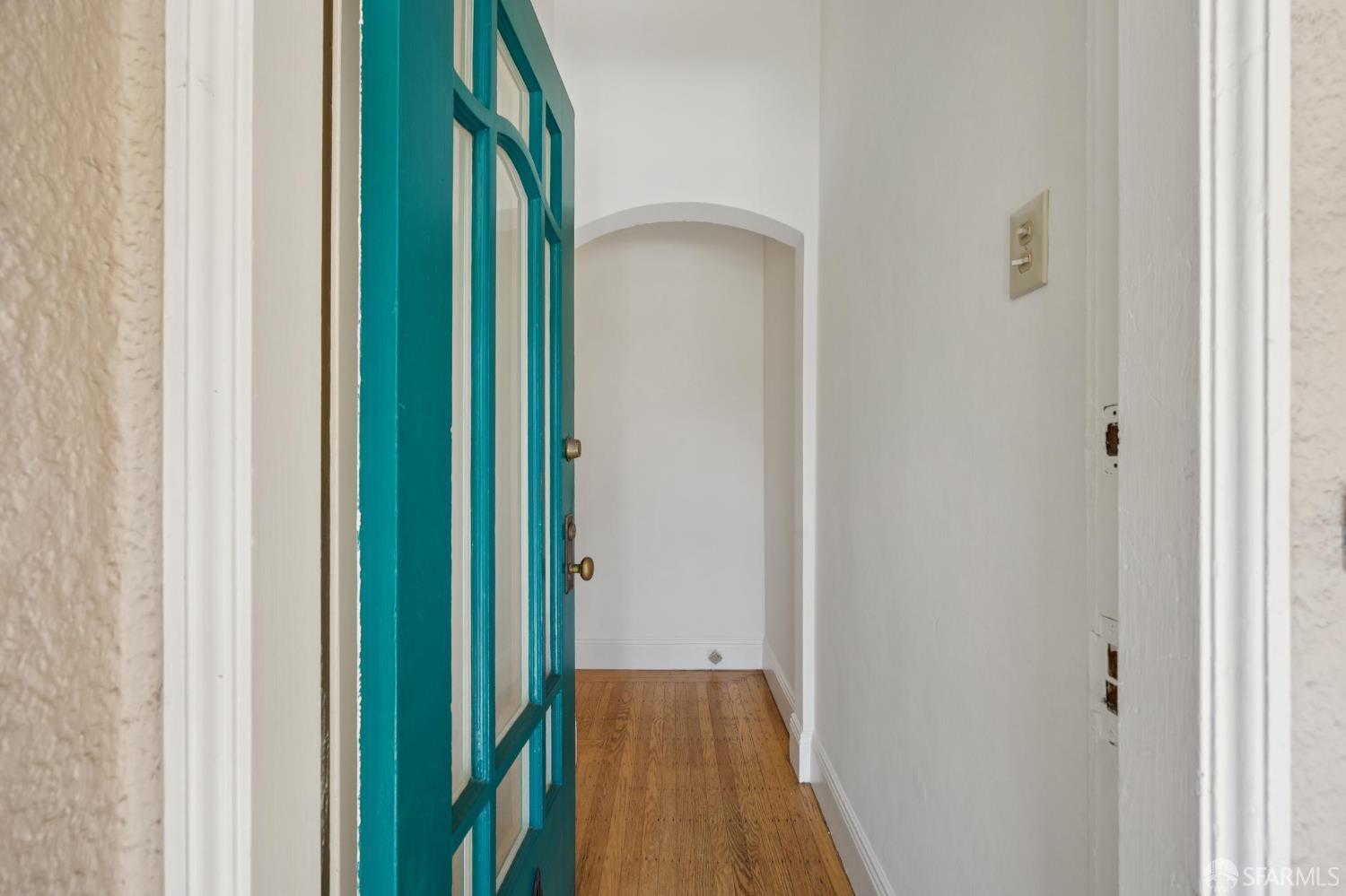 Detail Gallery Image 6 of 52 For 1541 Sanchez St, San Francisco,  CA 94131 - – Beds | – Baths