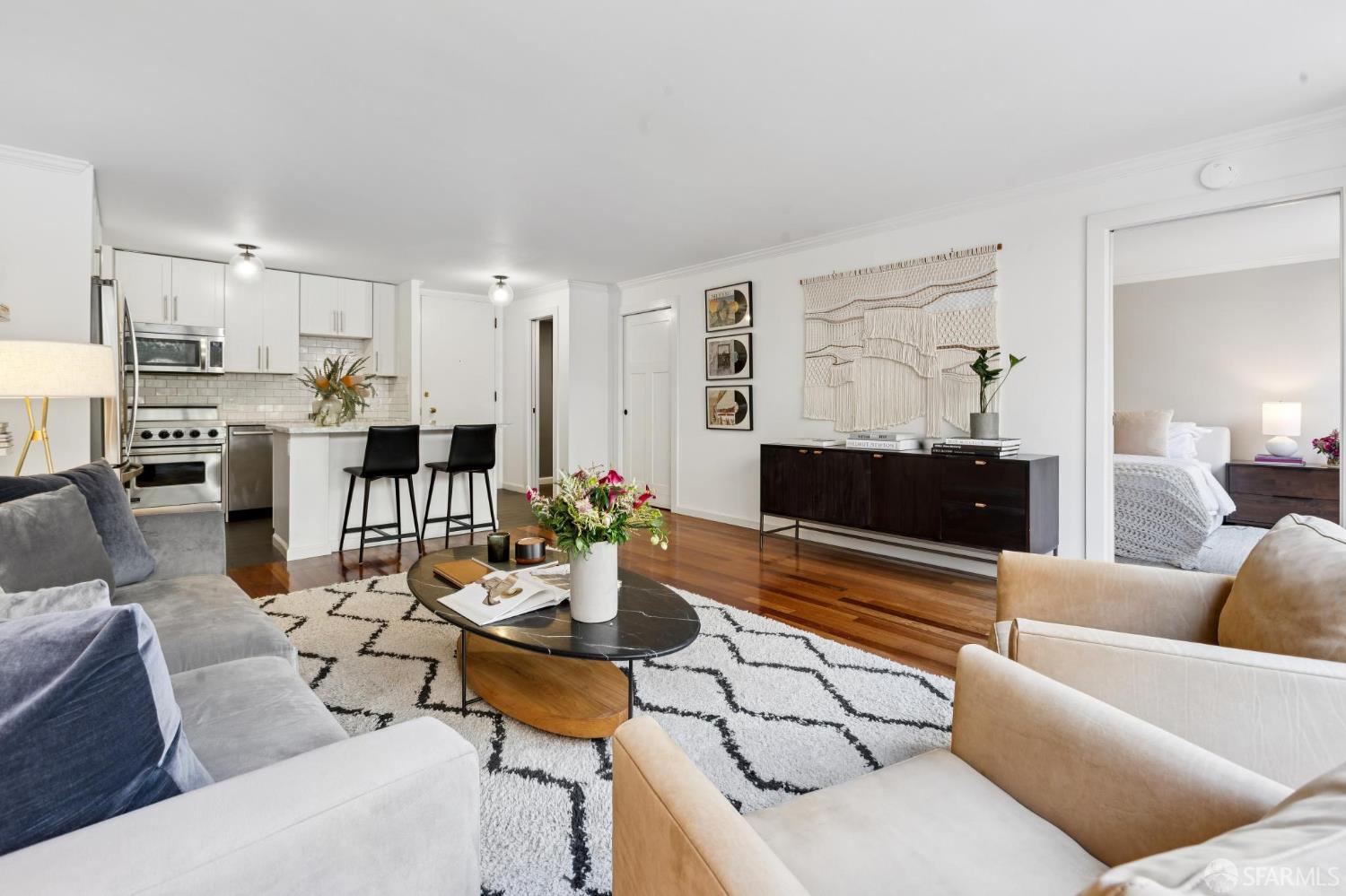 Photo #15: 425070027 Listing: Photo #15