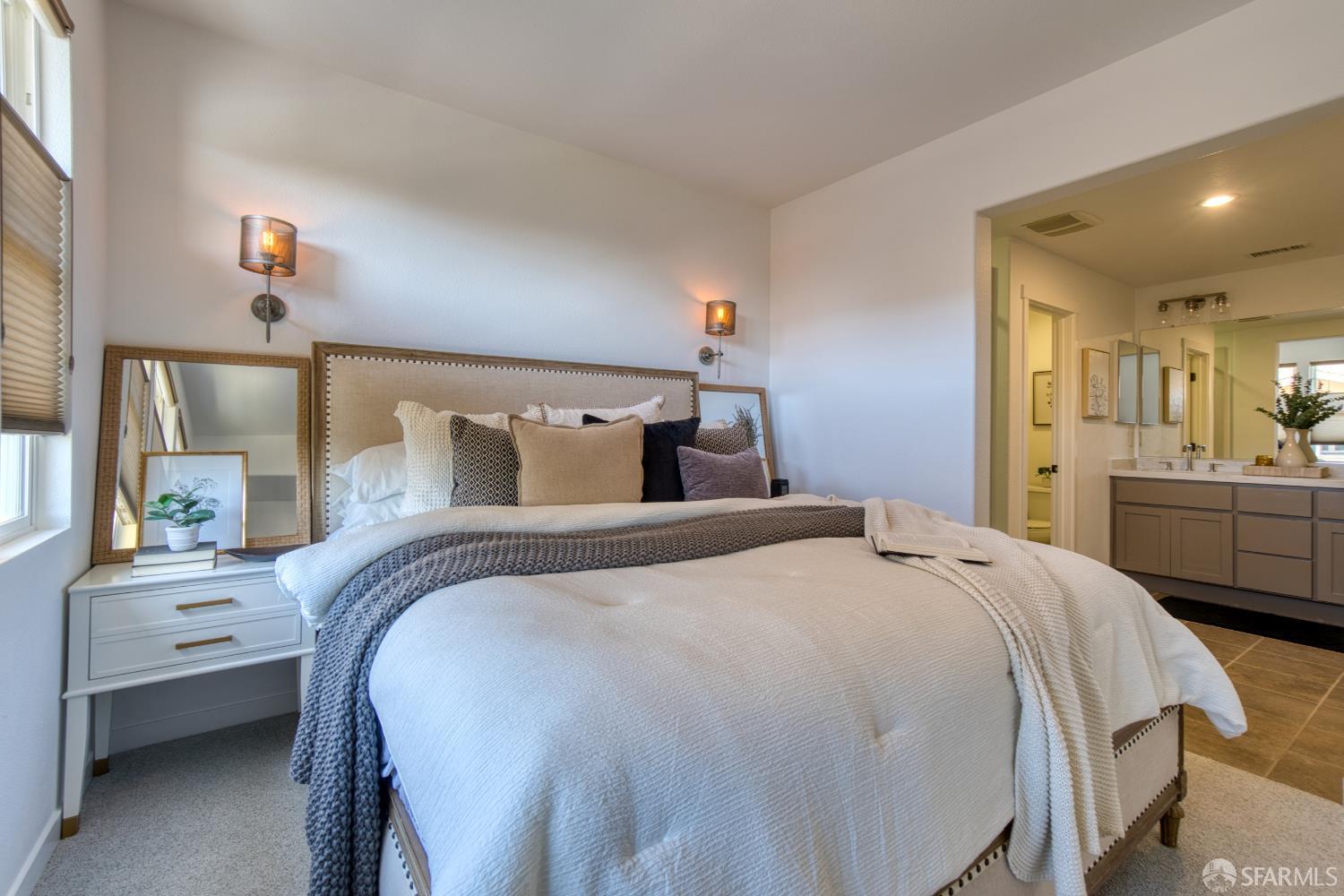 Detail Gallery Image 36 of 57 For 121 Diamond Cove Ter, San Francisco,  CA 94134 - 2 Beds | 2/1 Baths