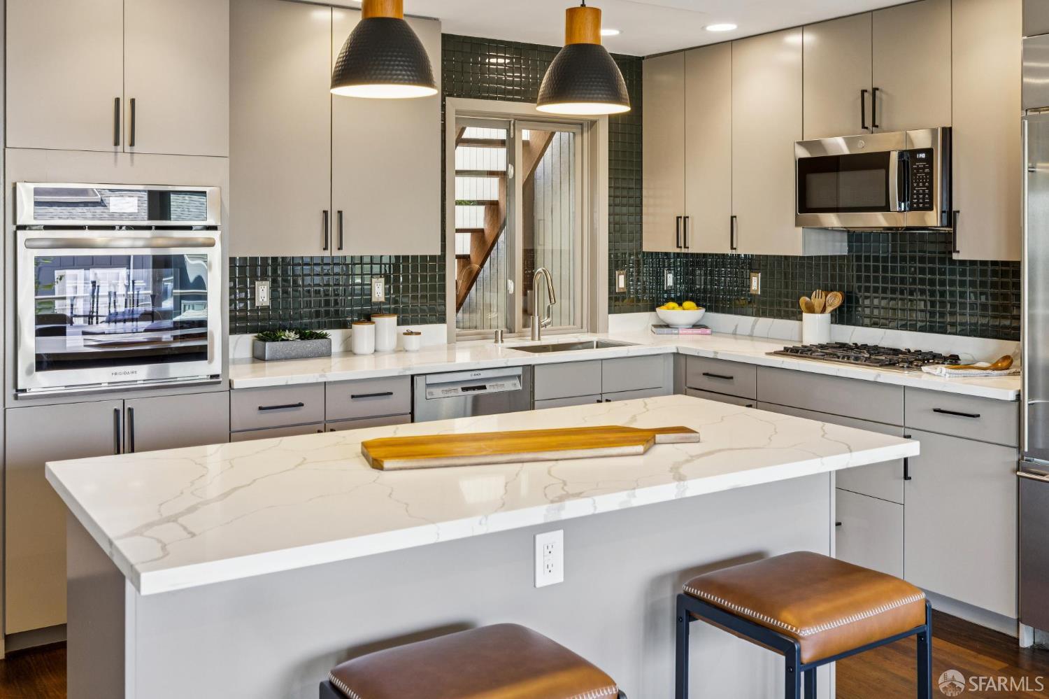 Detail Gallery Image 56 of 70 For 28 Flint St, San Francisco,  CA 94114 - – Beds | – Baths