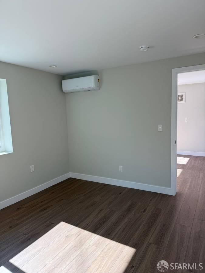Detail Gallery Image 6 of 7 For 257 Saint Francis Blvd, Daly City,  CA 94015 - 2 Beds | 1 Baths