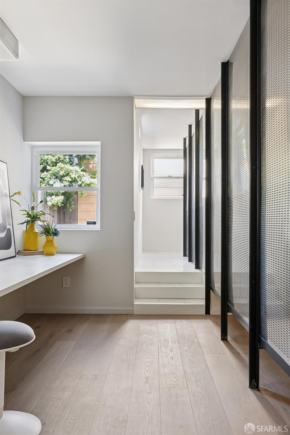 Detail Gallery Image 54 of 75 For 2200 Mariposa St, San Francisco,  CA 94110 - 4 Beds | 2 Baths