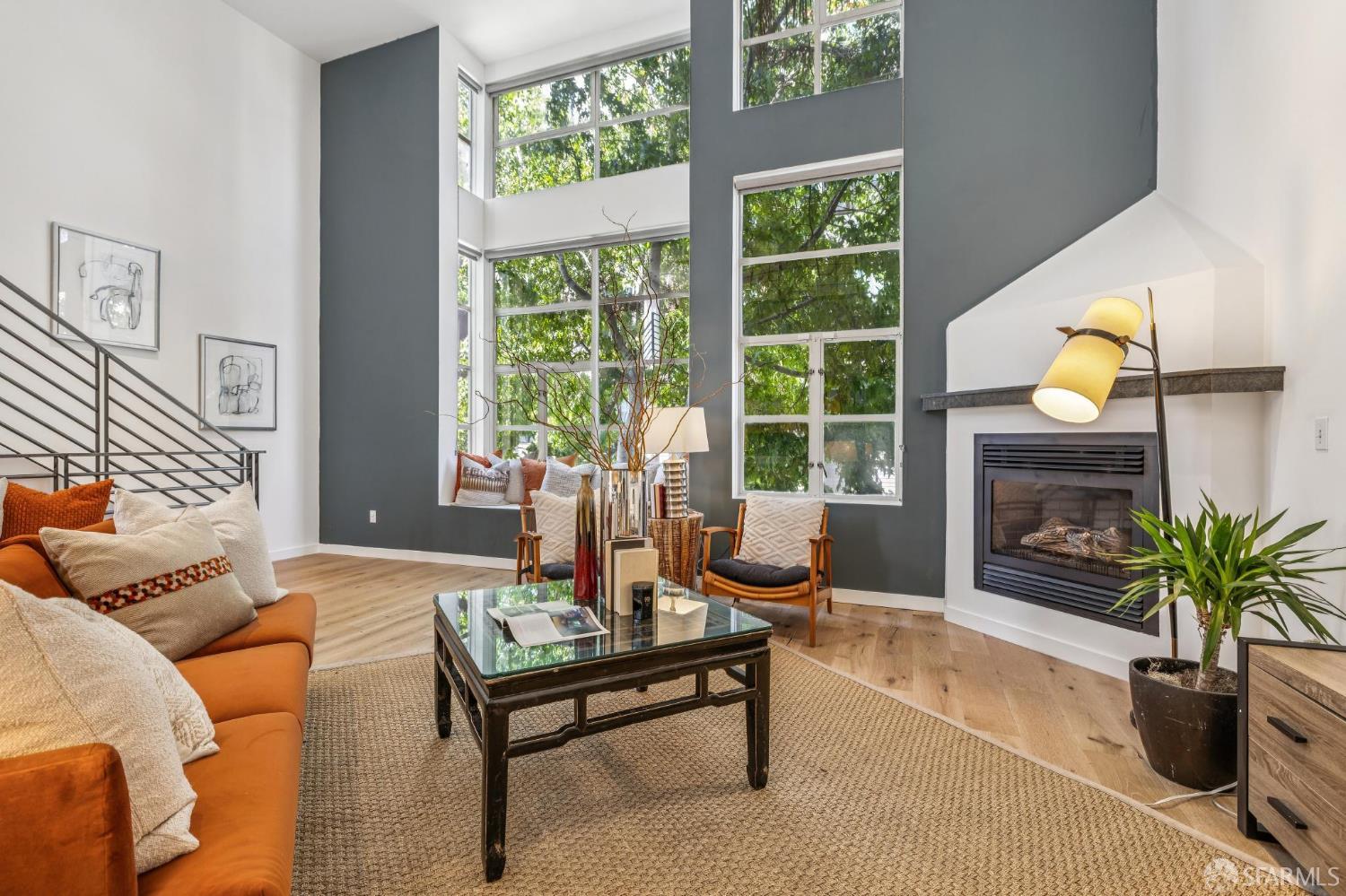 Photo #4: 425070197 Listing 