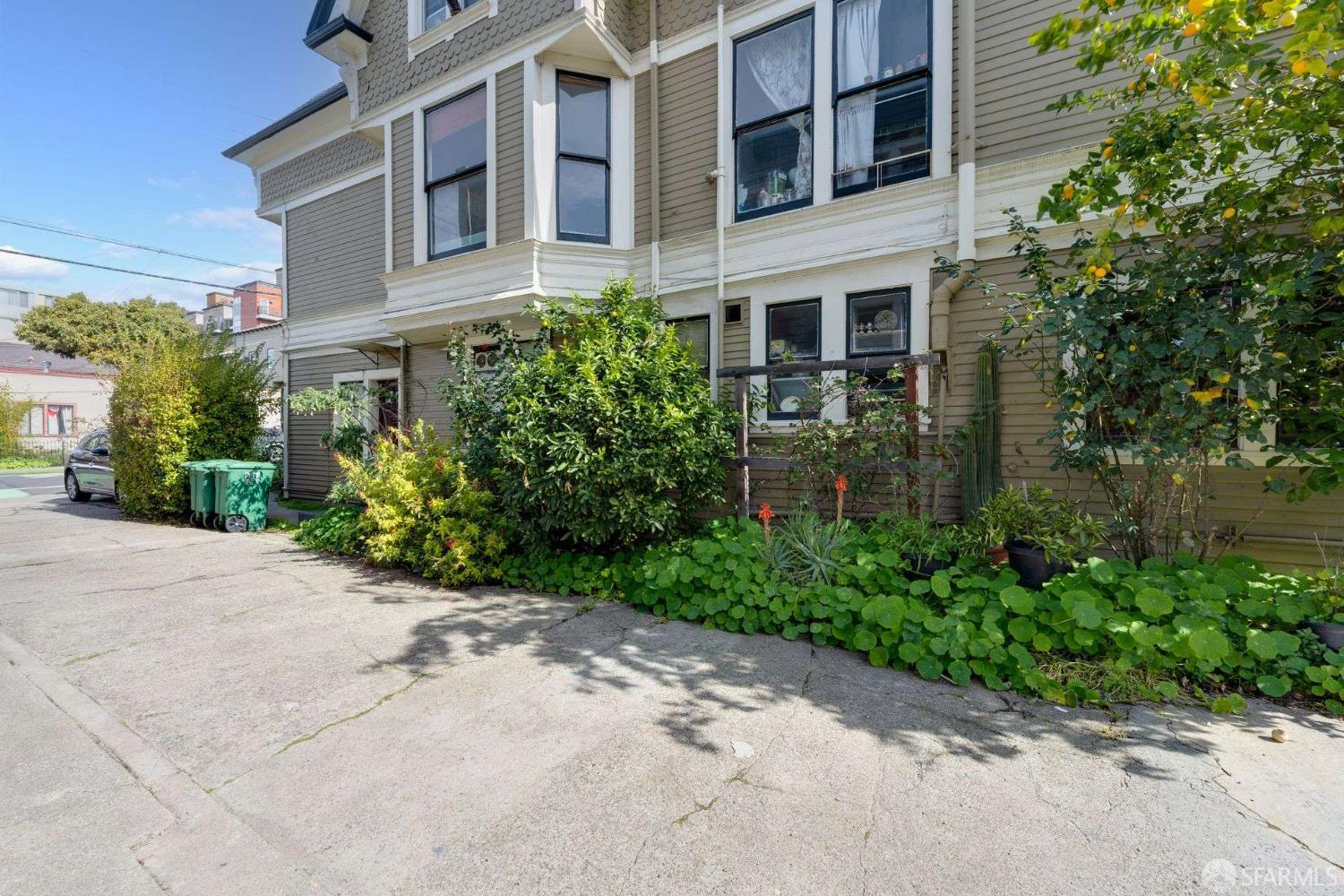 Detail Gallery Image 8 of 20 For 2014 Channing Way, Berkeley,  CA 94704 - – Beds | – Baths