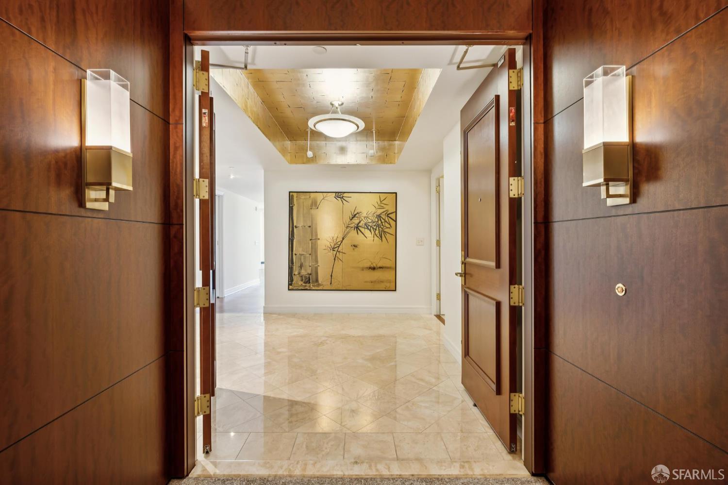 Photo #2: 425070306 Listing 