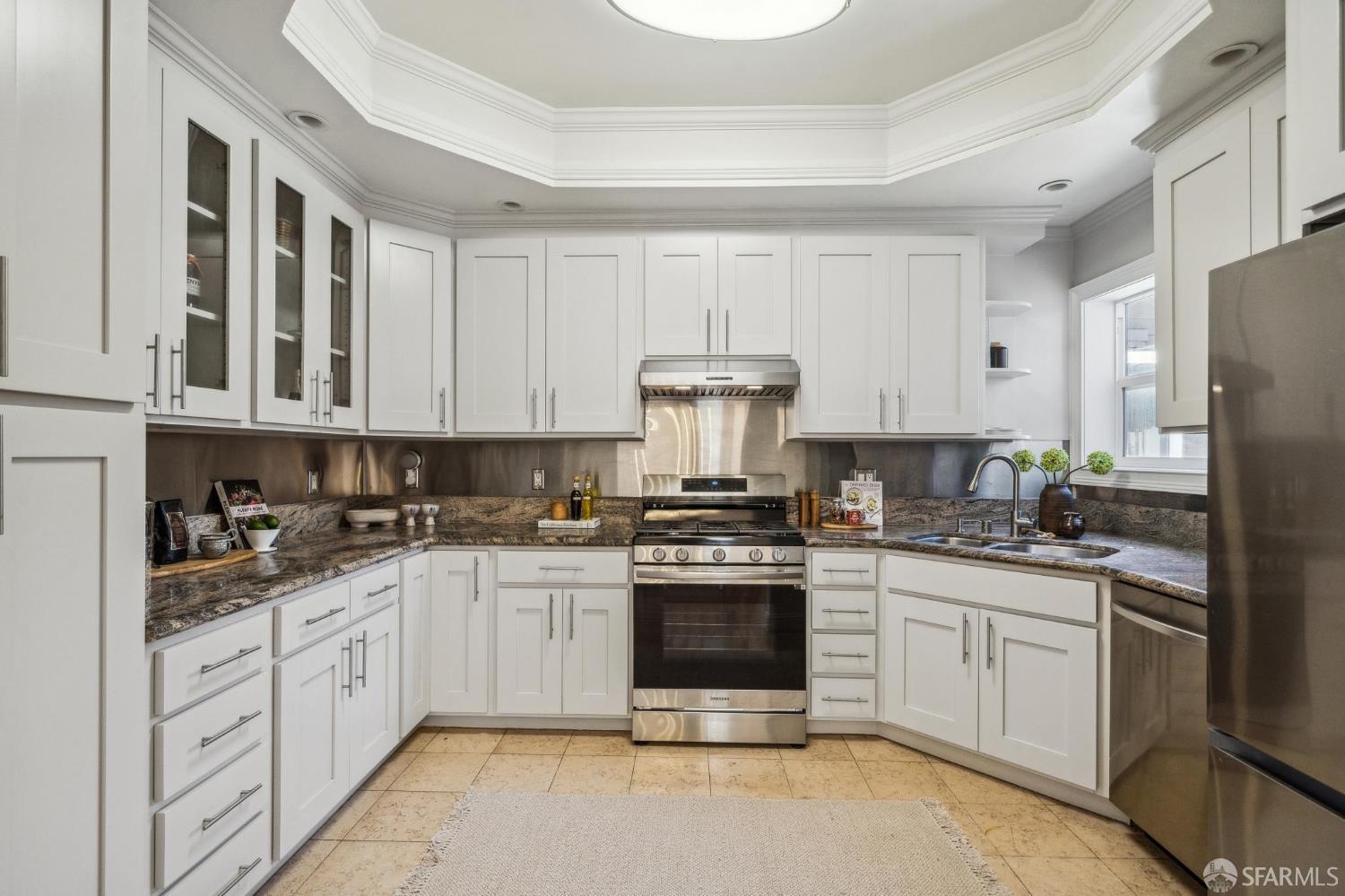 Detail Gallery Image 6 of 41 For 850 45th Ave, San Francisco,  CA 94121 - 4 Beds | 3 Baths