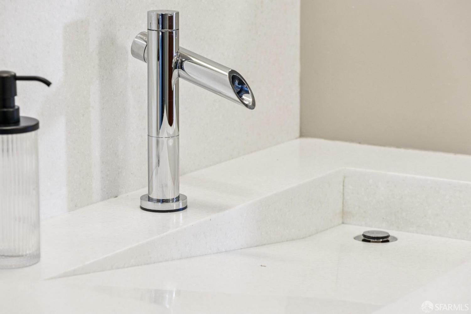 Detail Gallery Image 42 of 70 For 28 Flint St, San Francisco,  CA 94114 - – Beds | – Baths