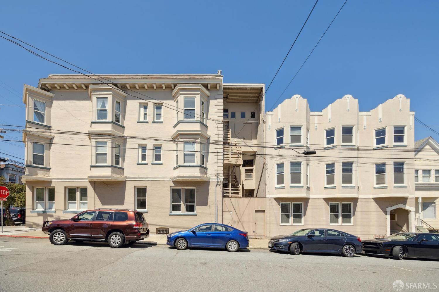 Detail Gallery Image 2 of 52 For 1541 Sanchez St, San Francisco,  CA 94131 - – Beds | – Baths