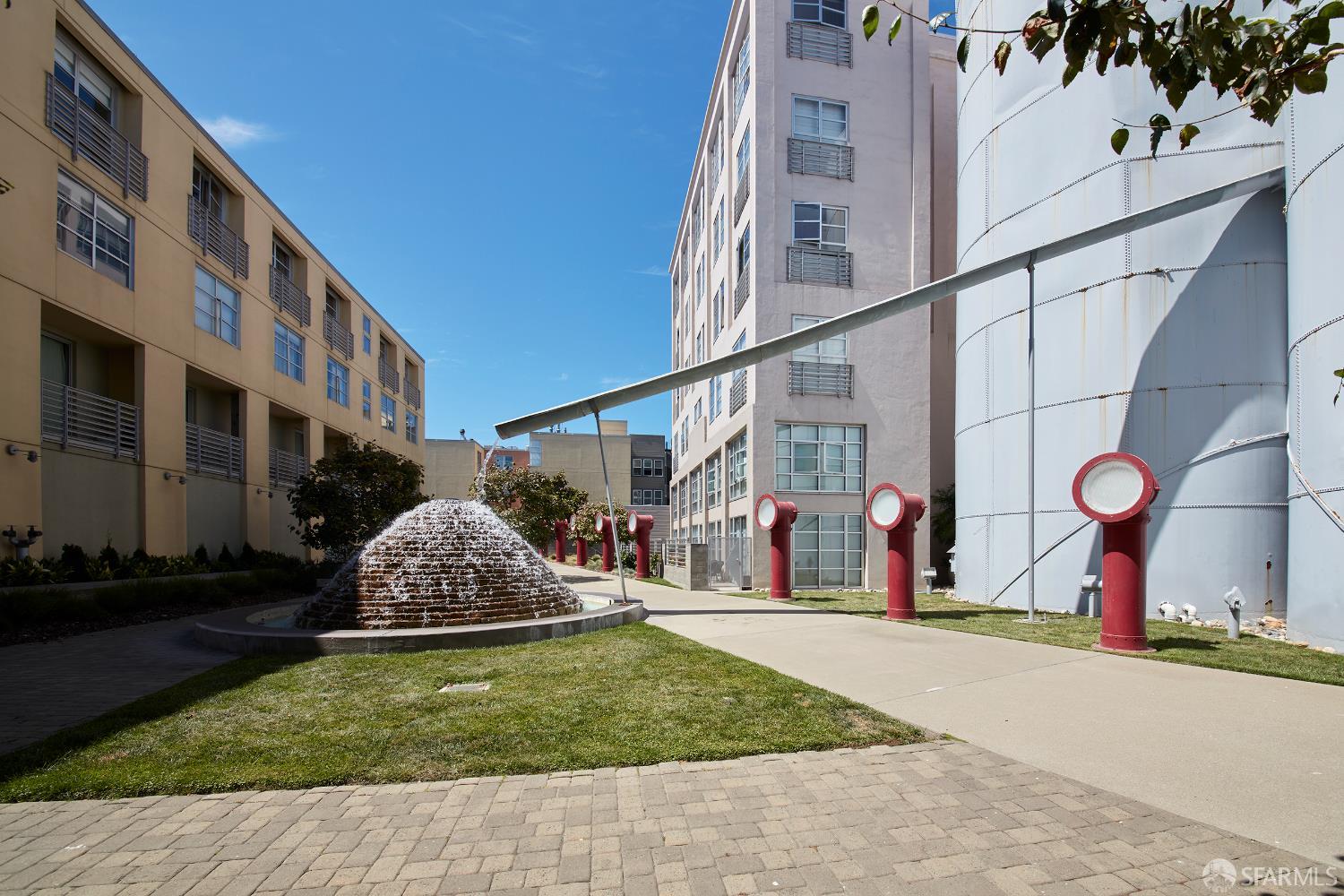 Detail Gallery Image 13 of 15 For 411 Francisco St 105f,  San Francisco,  CA 94133 - 2 Beds | 2 Baths
